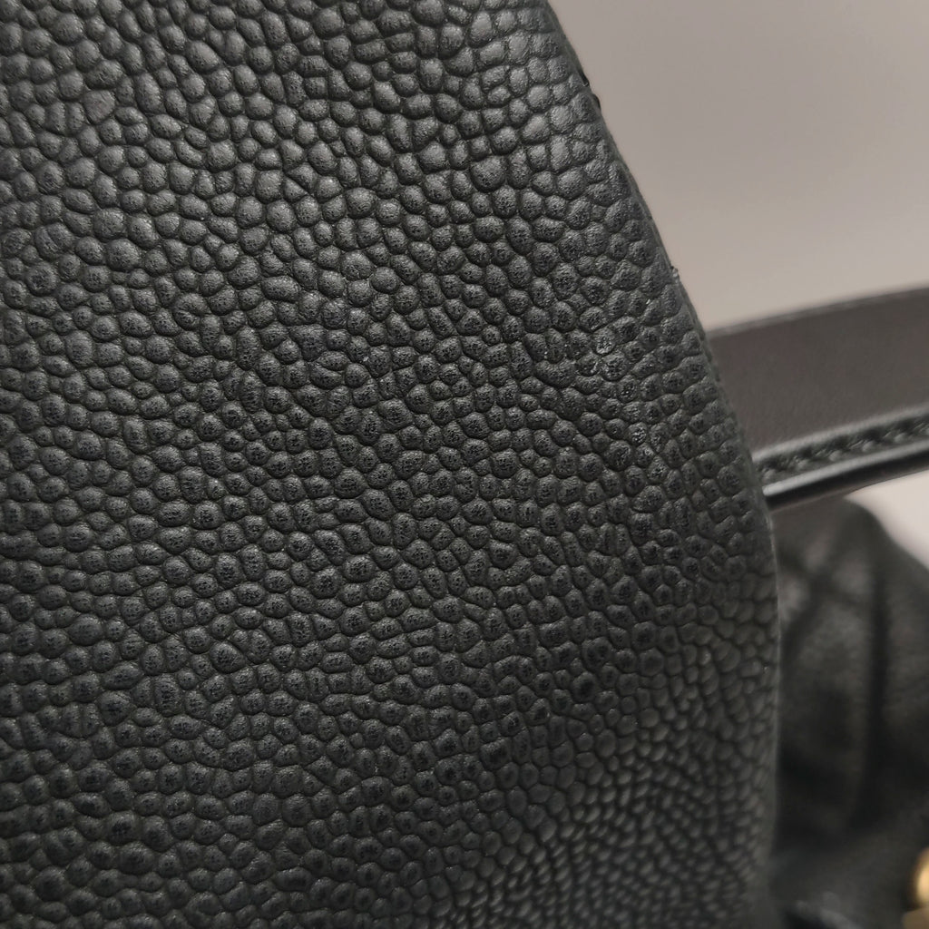 Chanel Country Chic Flap Messenger Bag Caviar Black