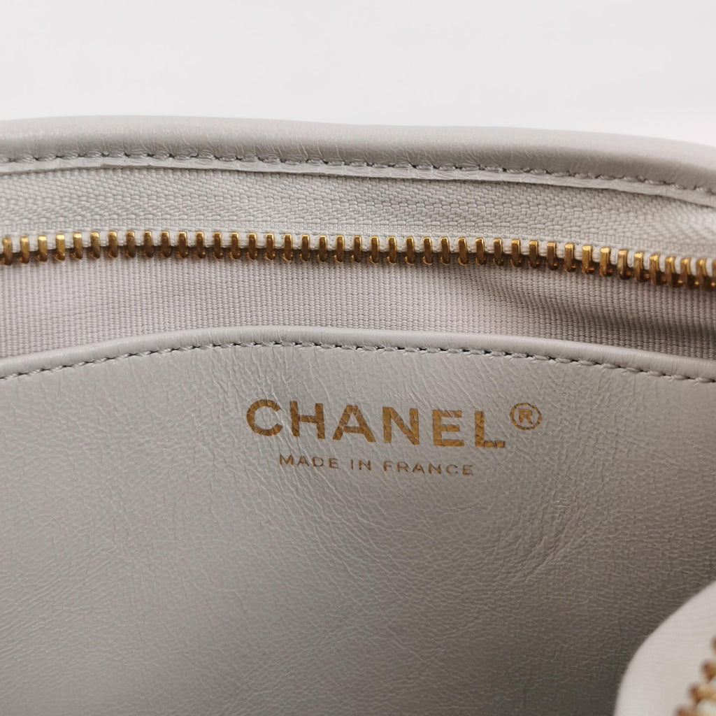 Chanel Quilted Lambskin CC Links Hobo