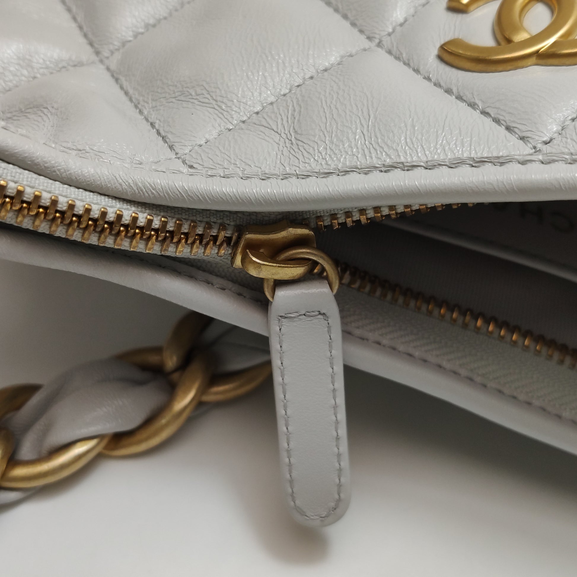 Chanel Quilted Lambskin CC Links Hobo