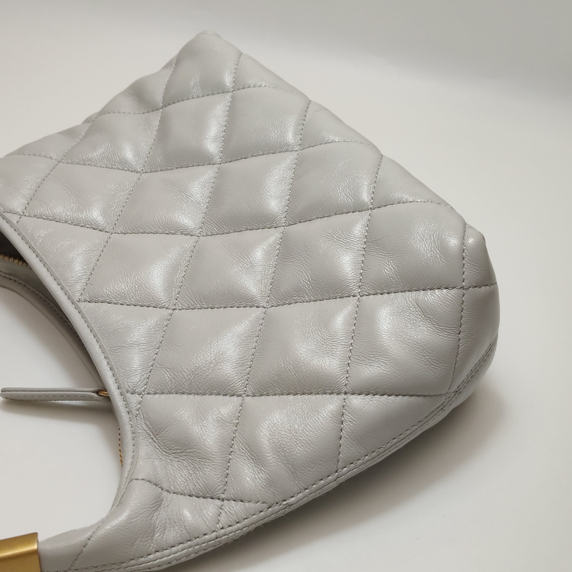 Chanel Quilted Lambskin CC Links Hobo
