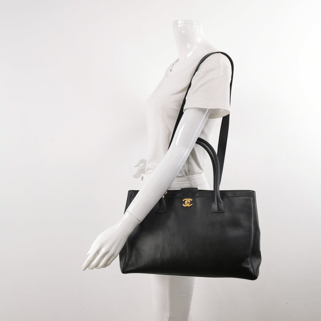 Chanel Cerf Tote Caviar Black GHW