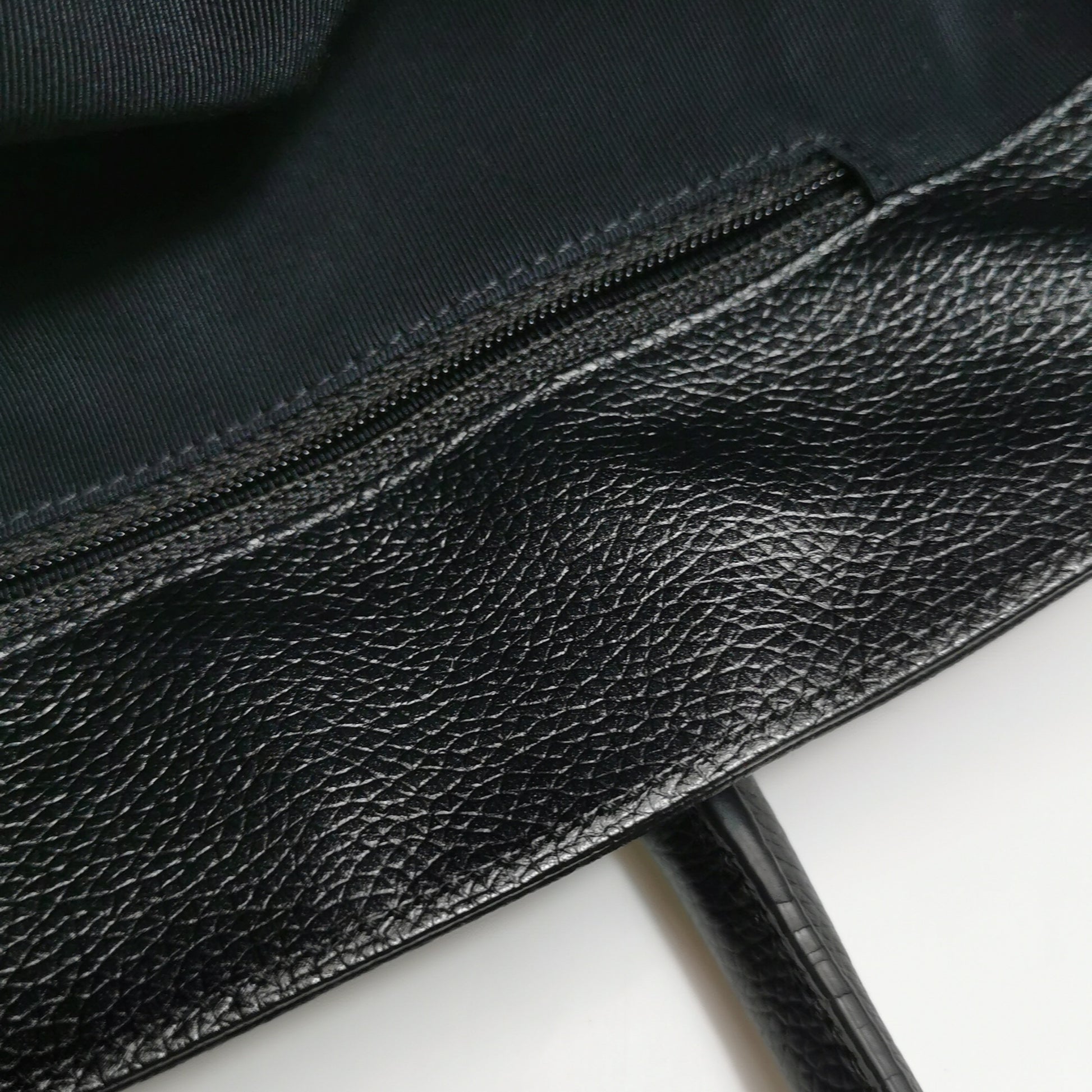 Chanel Cerf Tote Caviar Black GHW