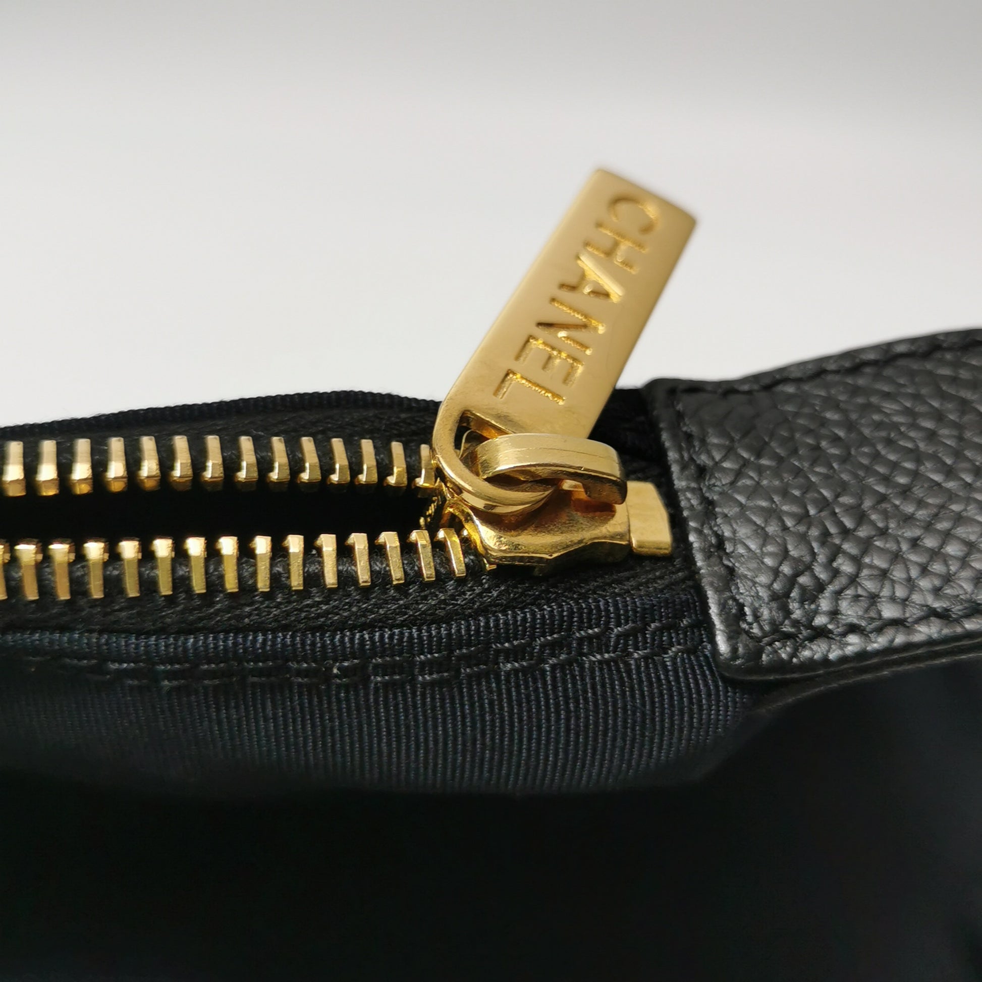 Chanel Cerf Tote Caviar Black GHW