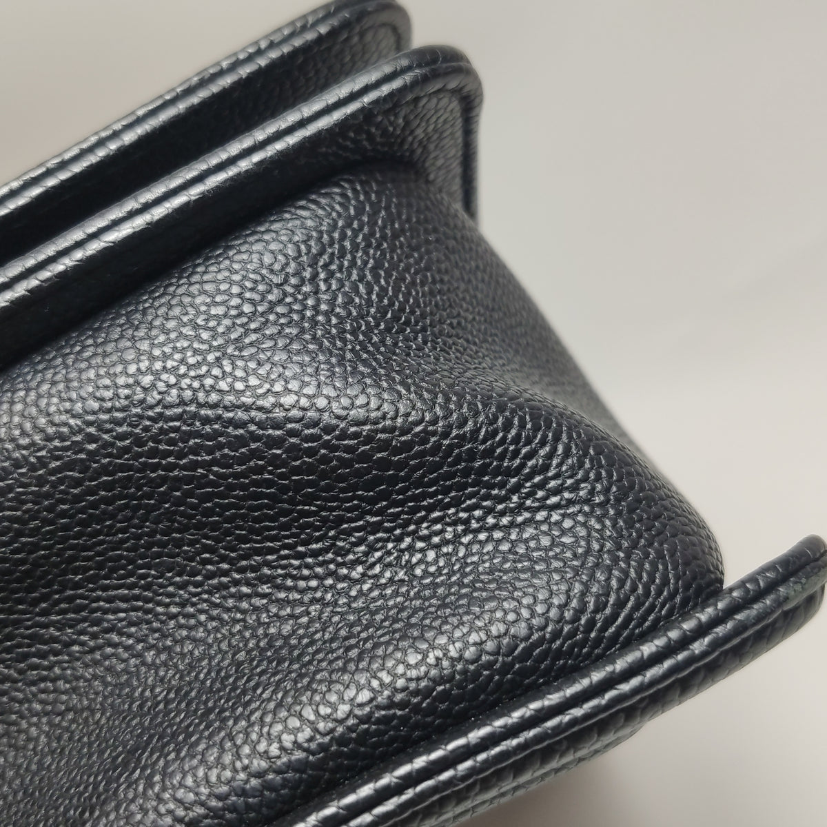 Chanel Boy Old Medium Caviar GHW