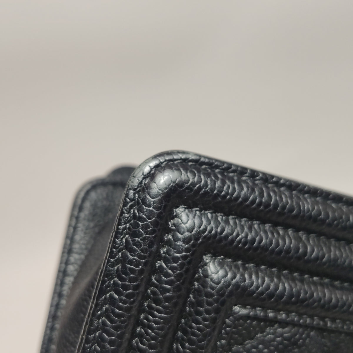 Chanel Boy Old Medium Caviar GHW
