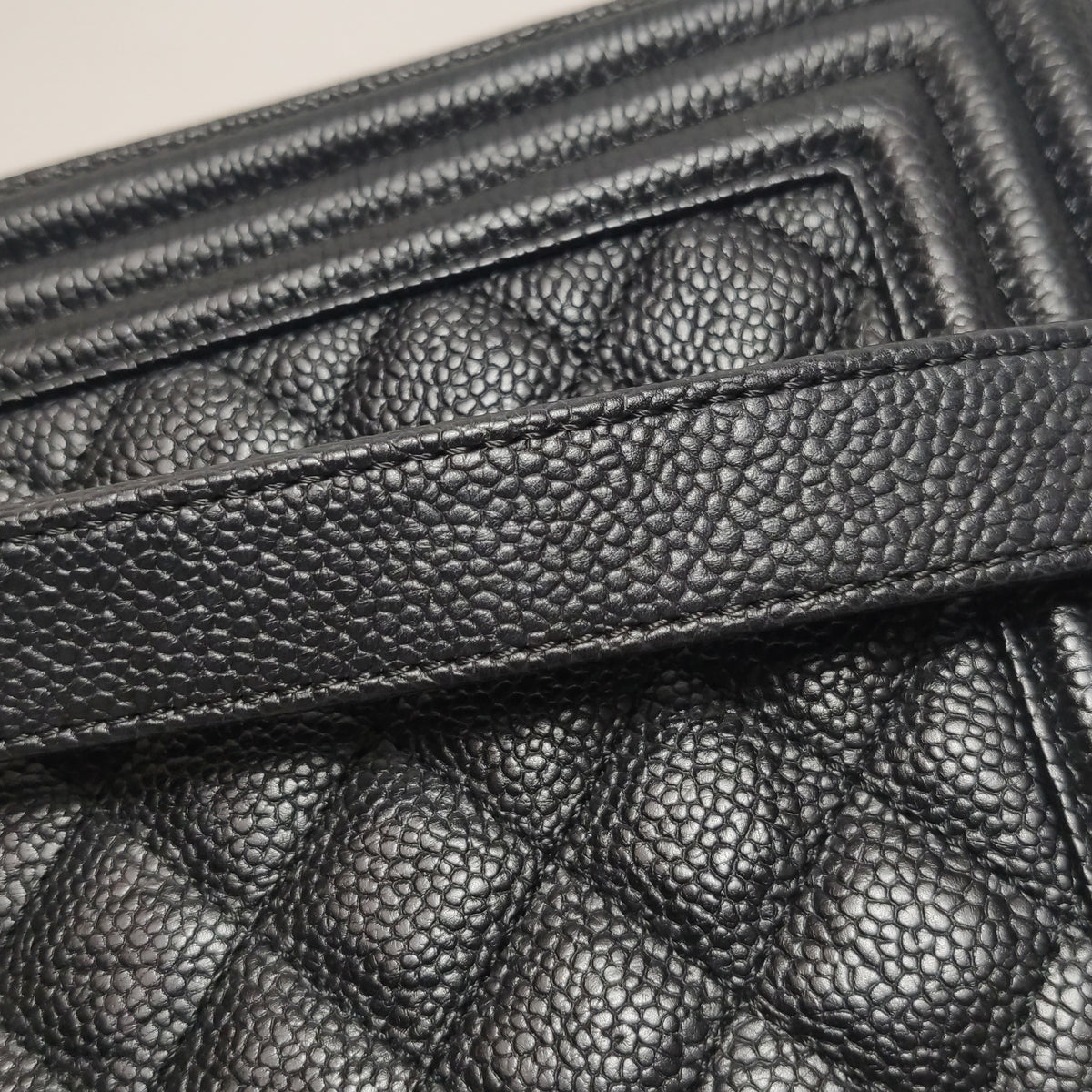 Chanel Boy Old Medium Caviar GHW