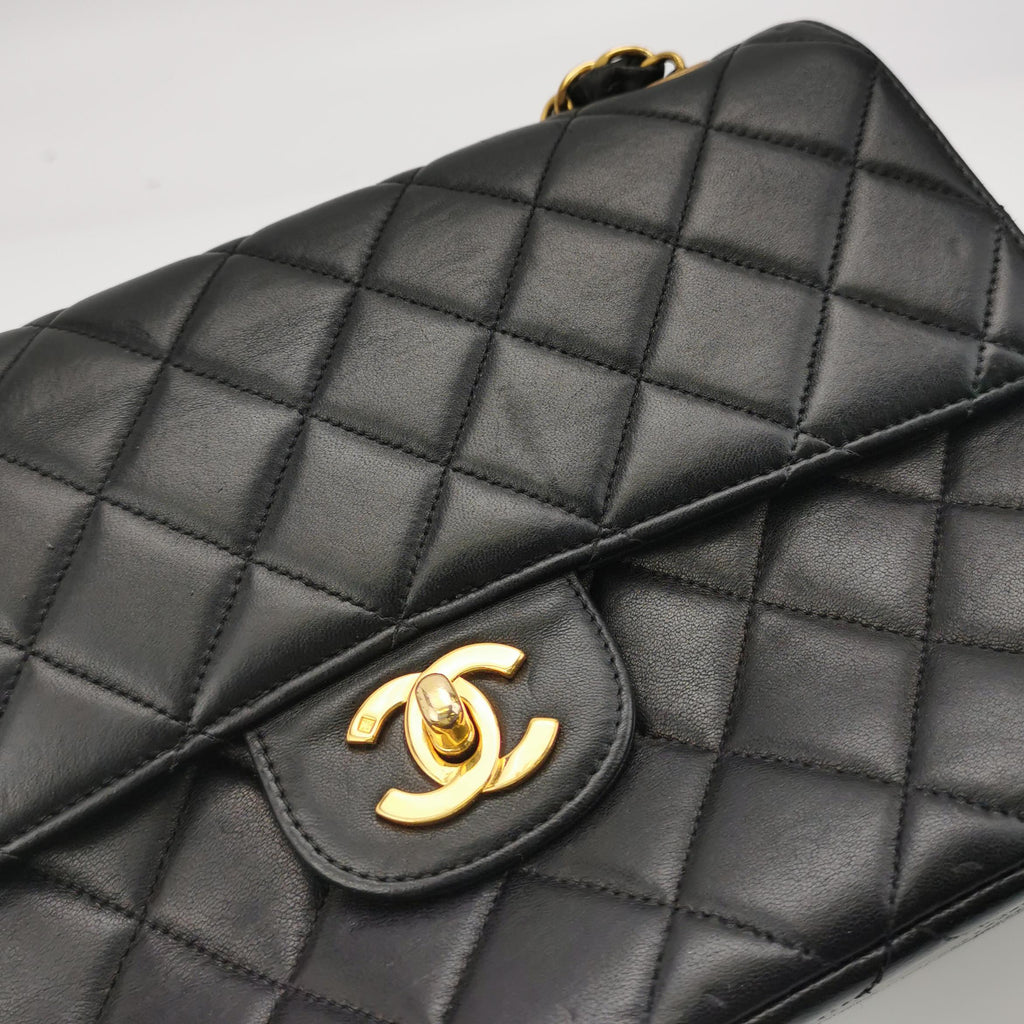 Chanel Single Flap Medium Lambskin