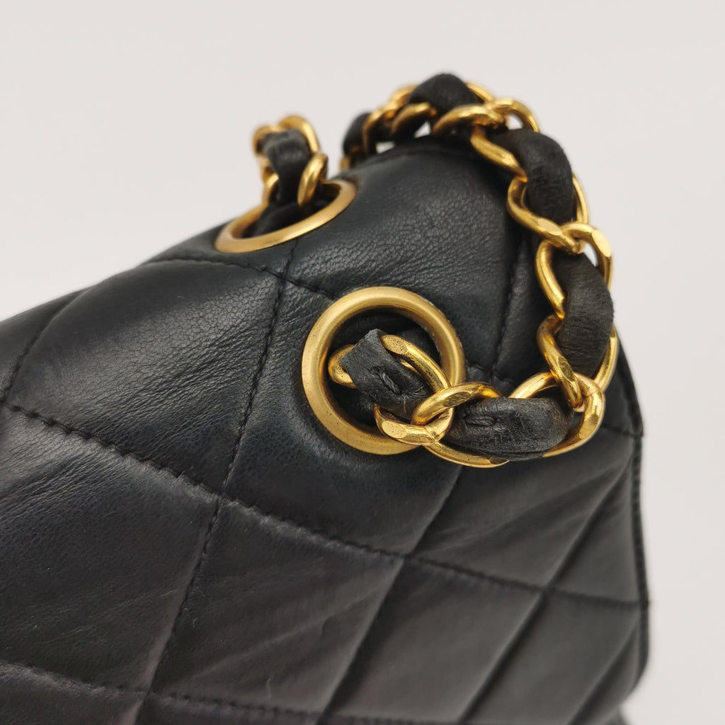 Chanel Single Flap Medium Lambskin