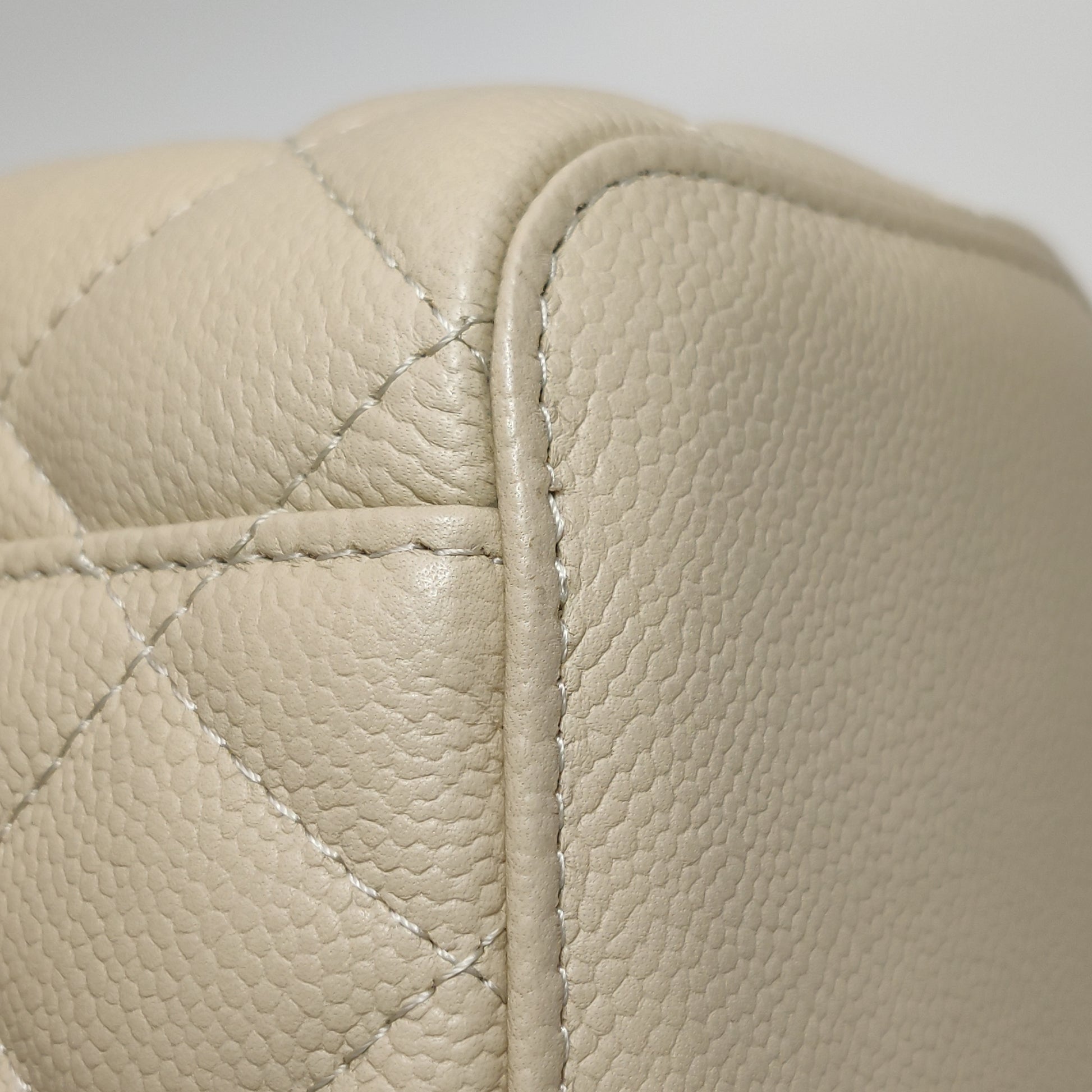 Chanel Rectangle Vanity Case Caviar