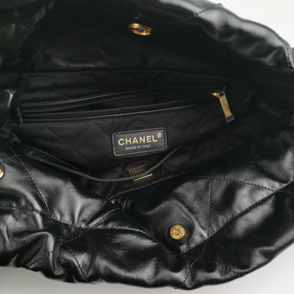 Chanel 22 Small Hobo Bag