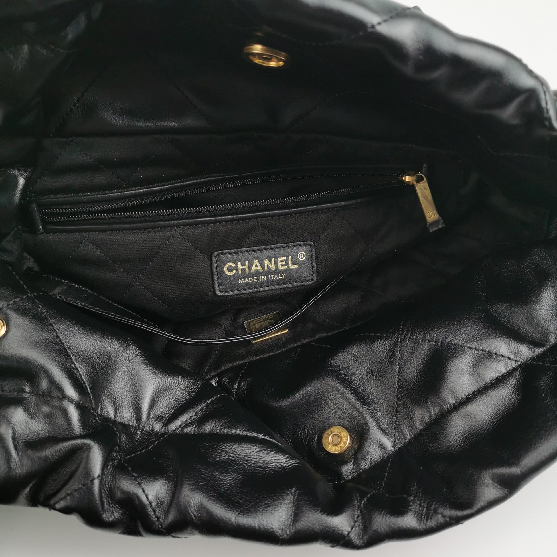 Chanel 22 Small Hobo Bag