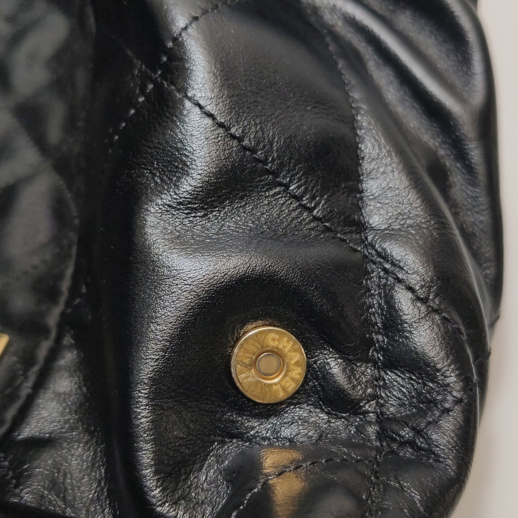Chanel 22 Small Hobo Bag
