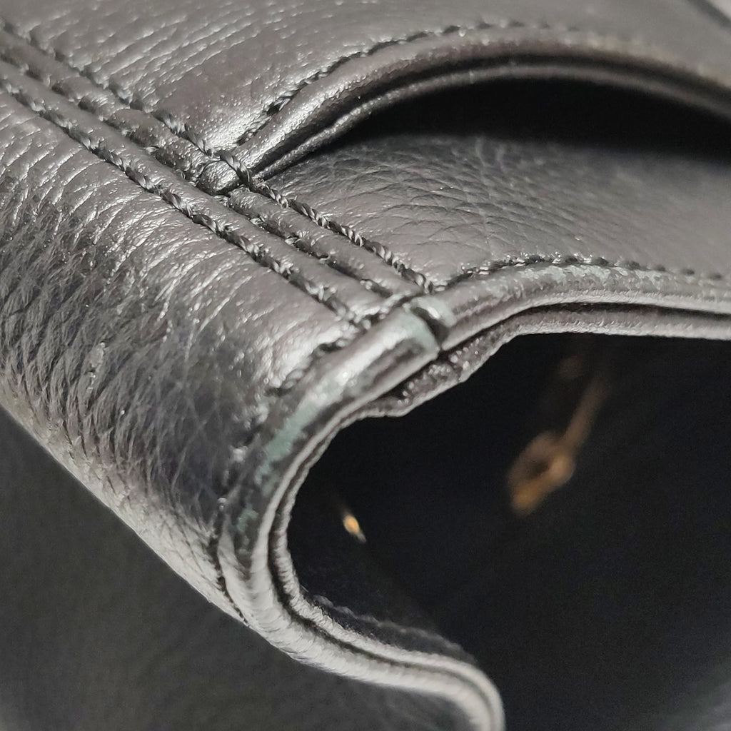 Chanel Cerf Tote Medium