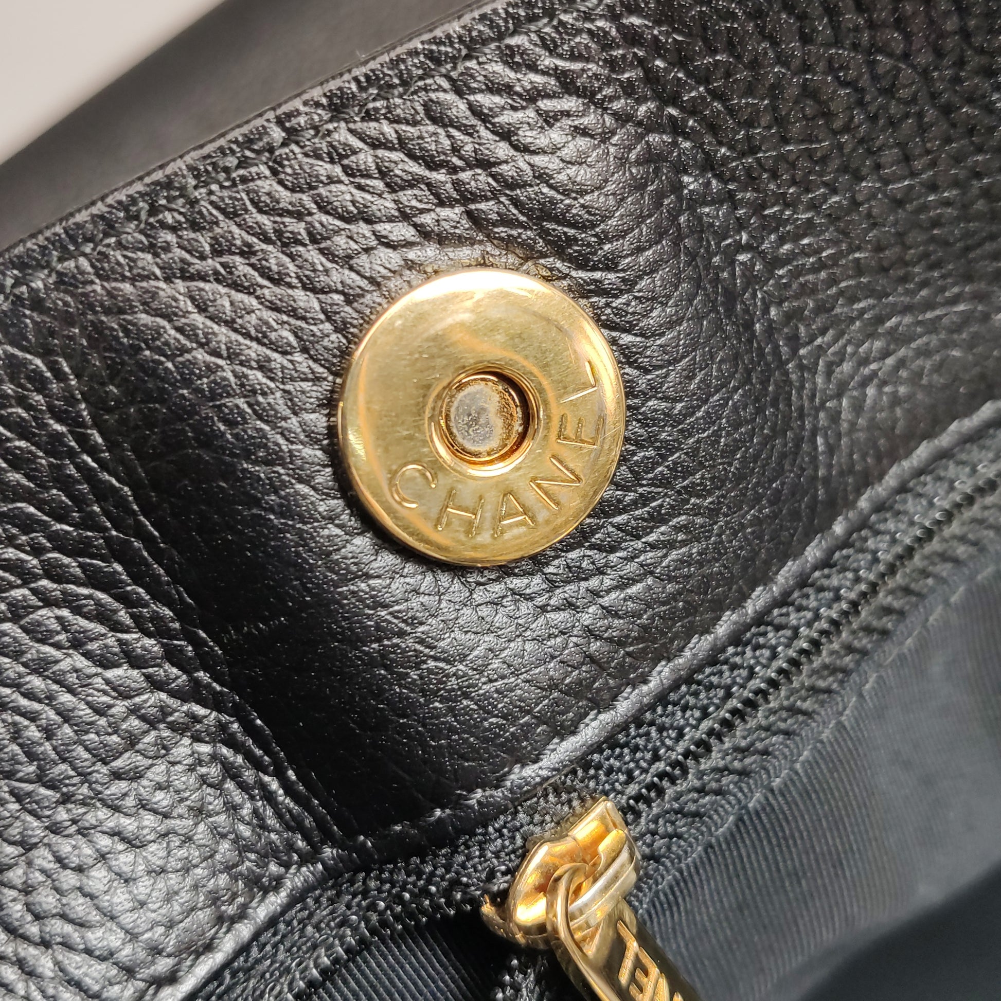 Chanel Cerf Tote Medium