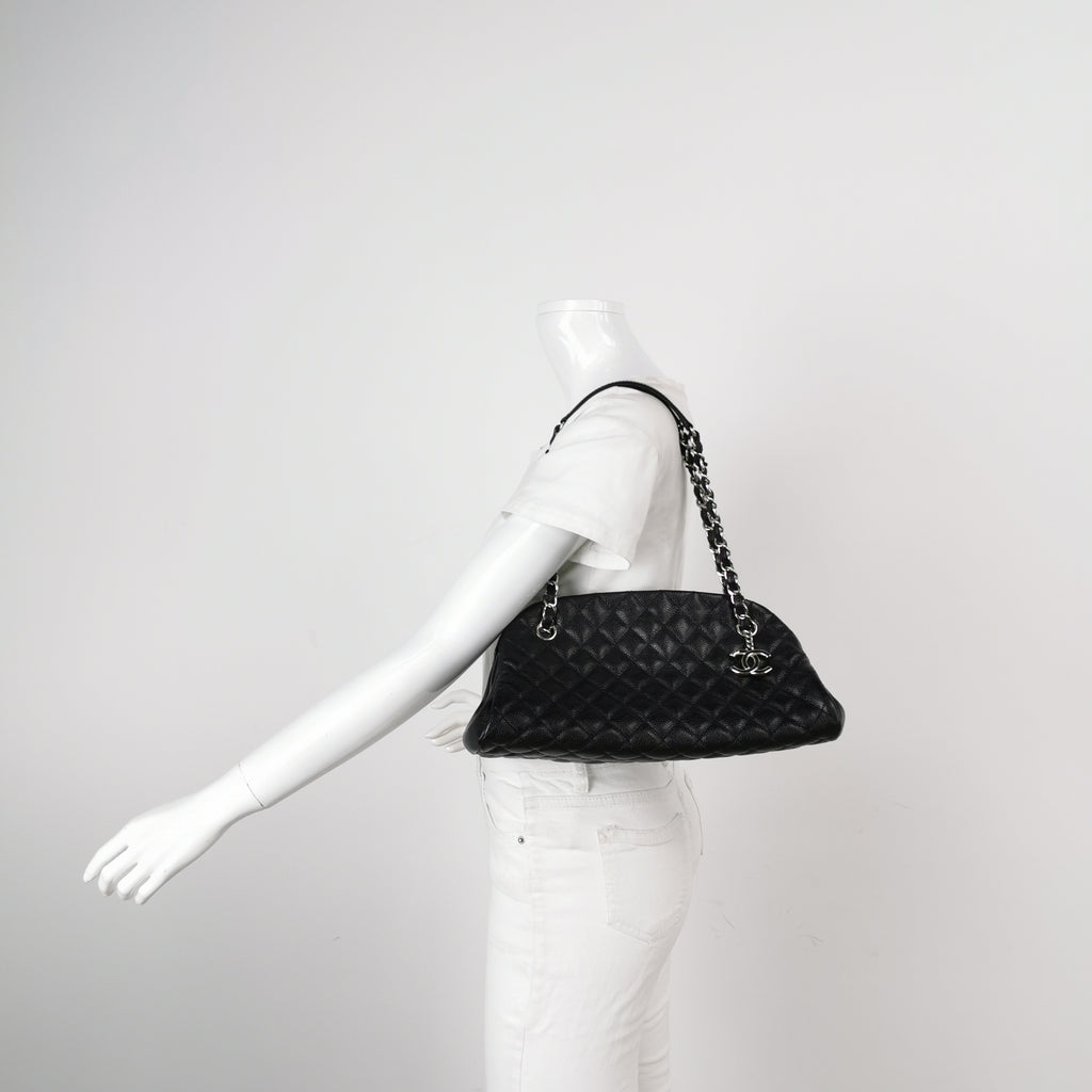 Chanel Mademoiselle Caviar Black