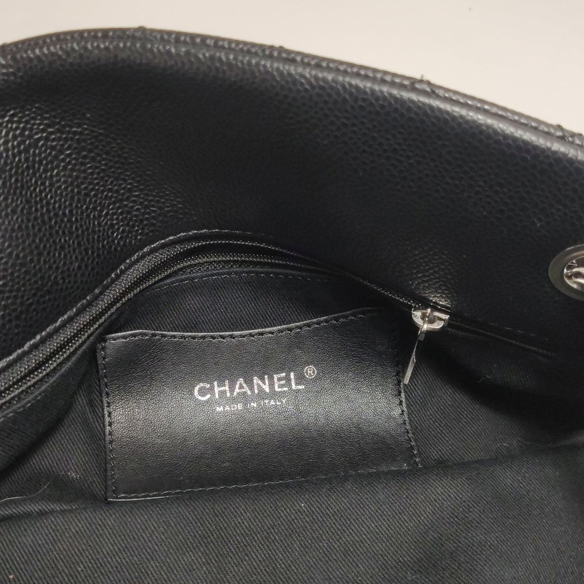 Chanel Mademoiselle Caviar Black