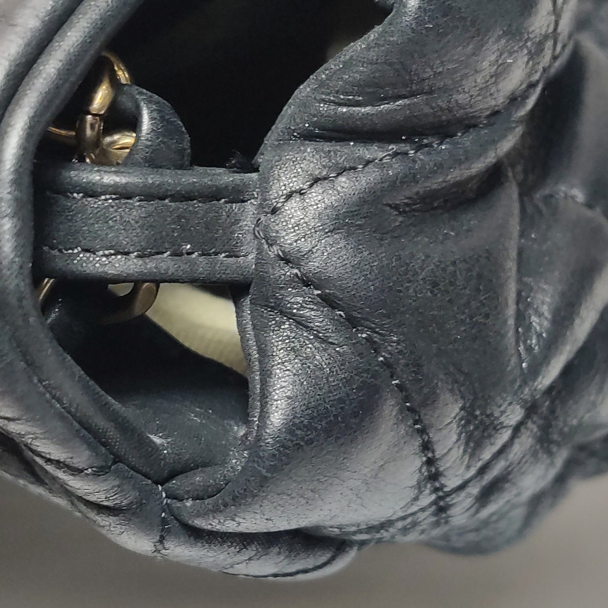 Chanel Chic Quilt Flap Bag Lambskin Black