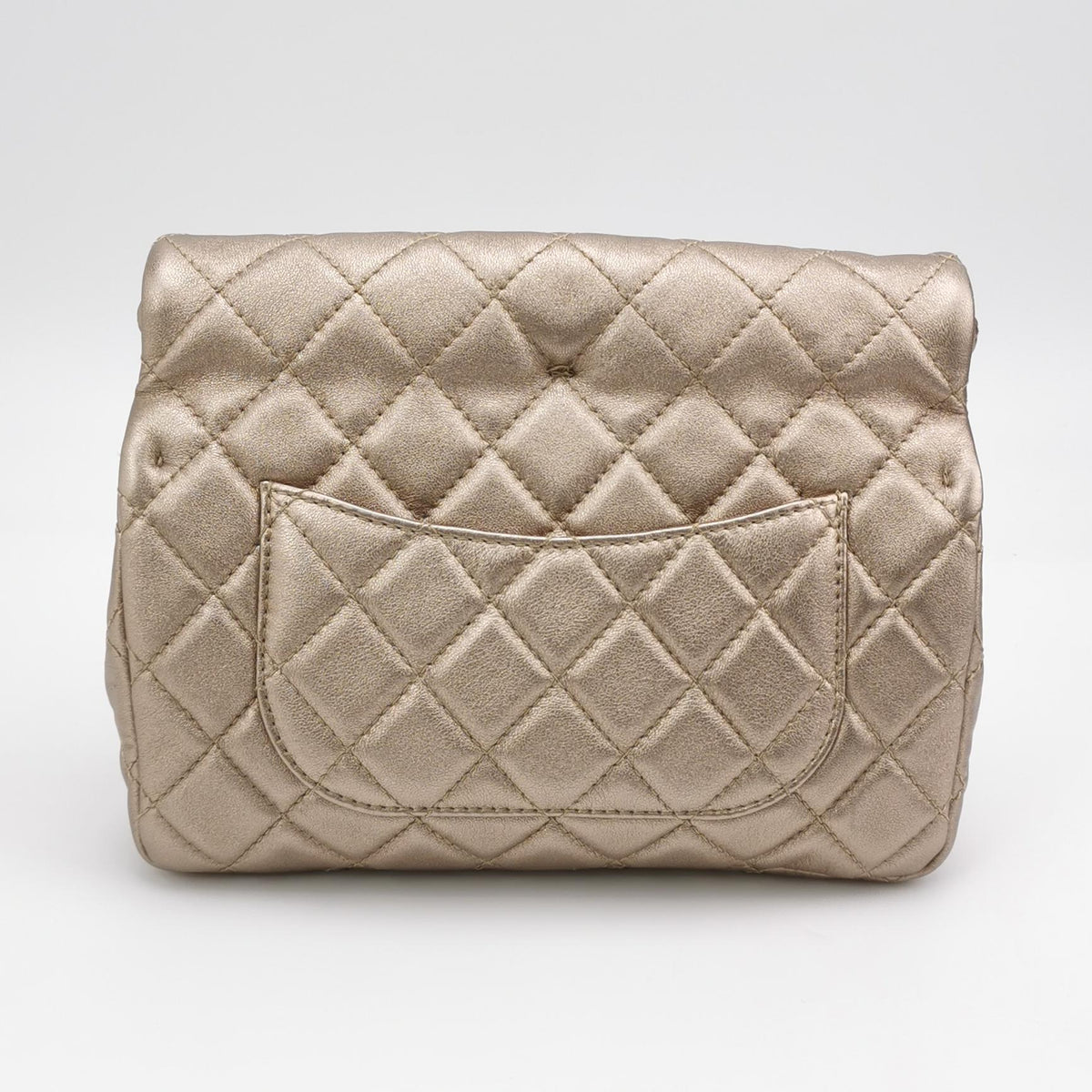 Chanel Quilted Roll 2.55 Reissue Clutch Light Gold Iridescent Calfskin