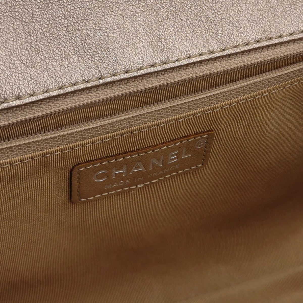 Chanel Quilted Roll 2.55 Reissue Clutch Light Gold Iridescent Calfskin