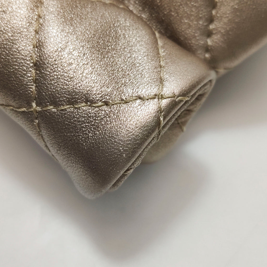 Chanel Quilted Roll 2.55 Reissue Clutch Light Gold Iridescent Calfskin