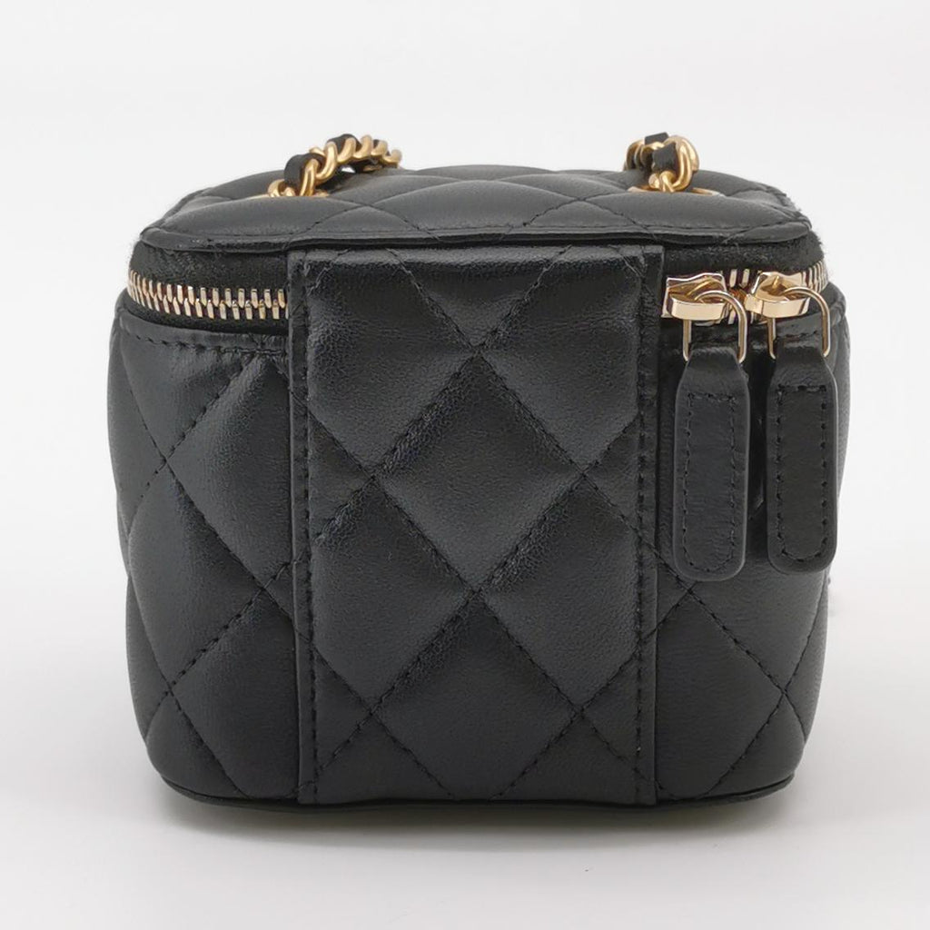 Chanel Pearl Crush Vanity Case