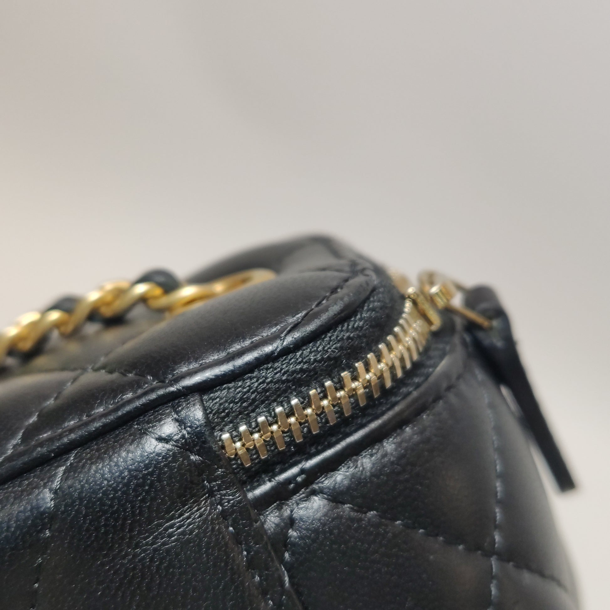 Chanel Pearl Crush Vanity Case