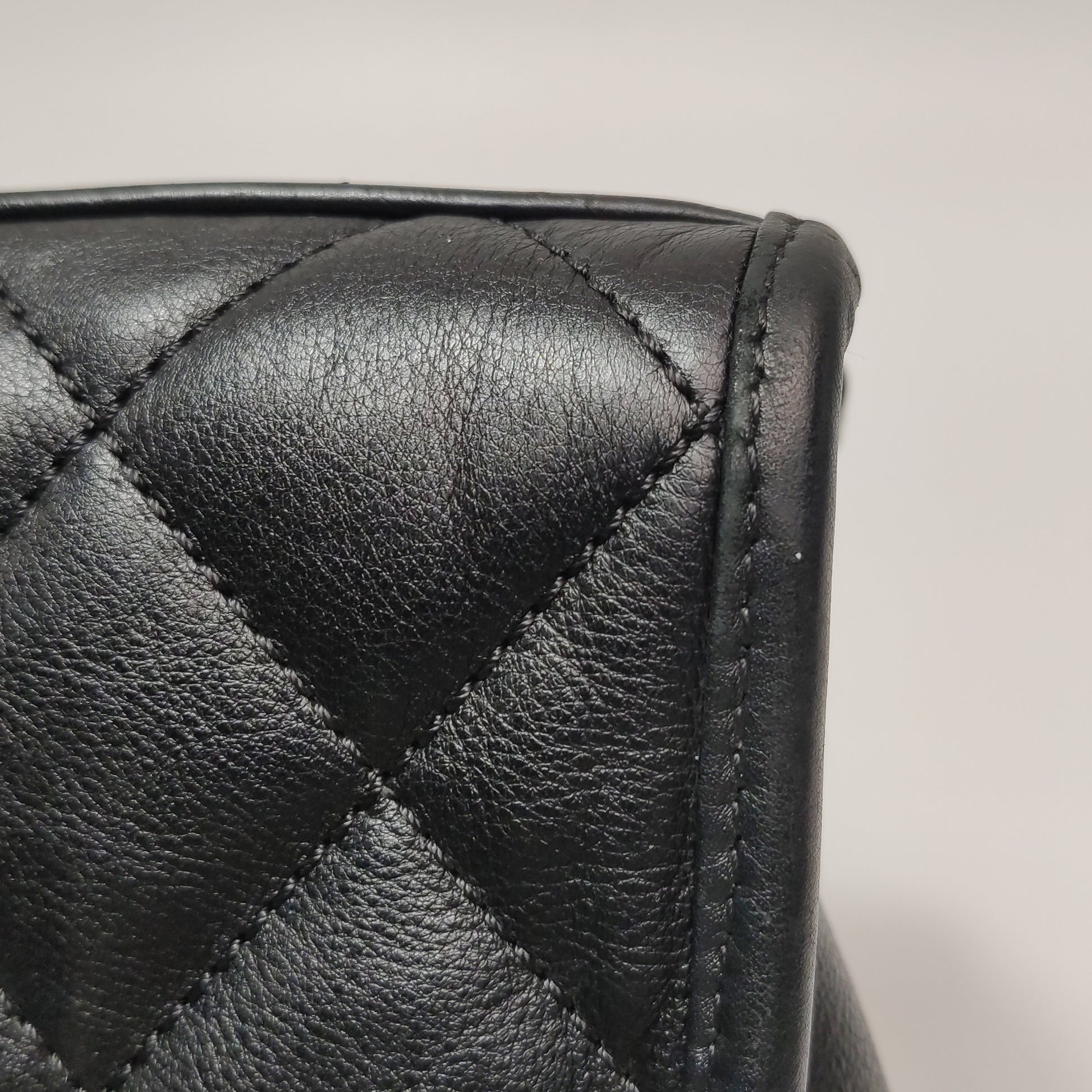Chanel Casual Riviera Zip Quilted RHW