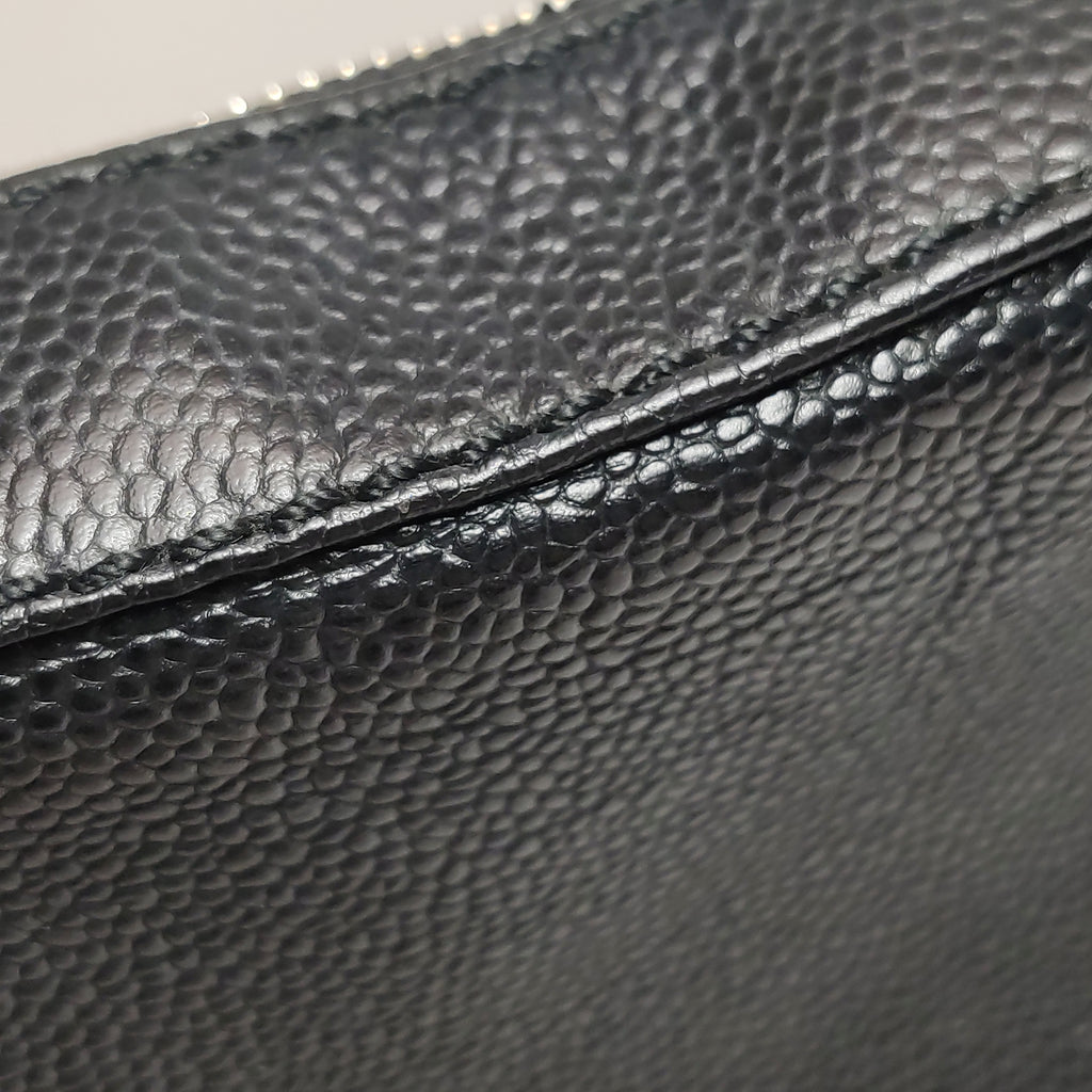 Chanel Wood Chain CC Hobo Black