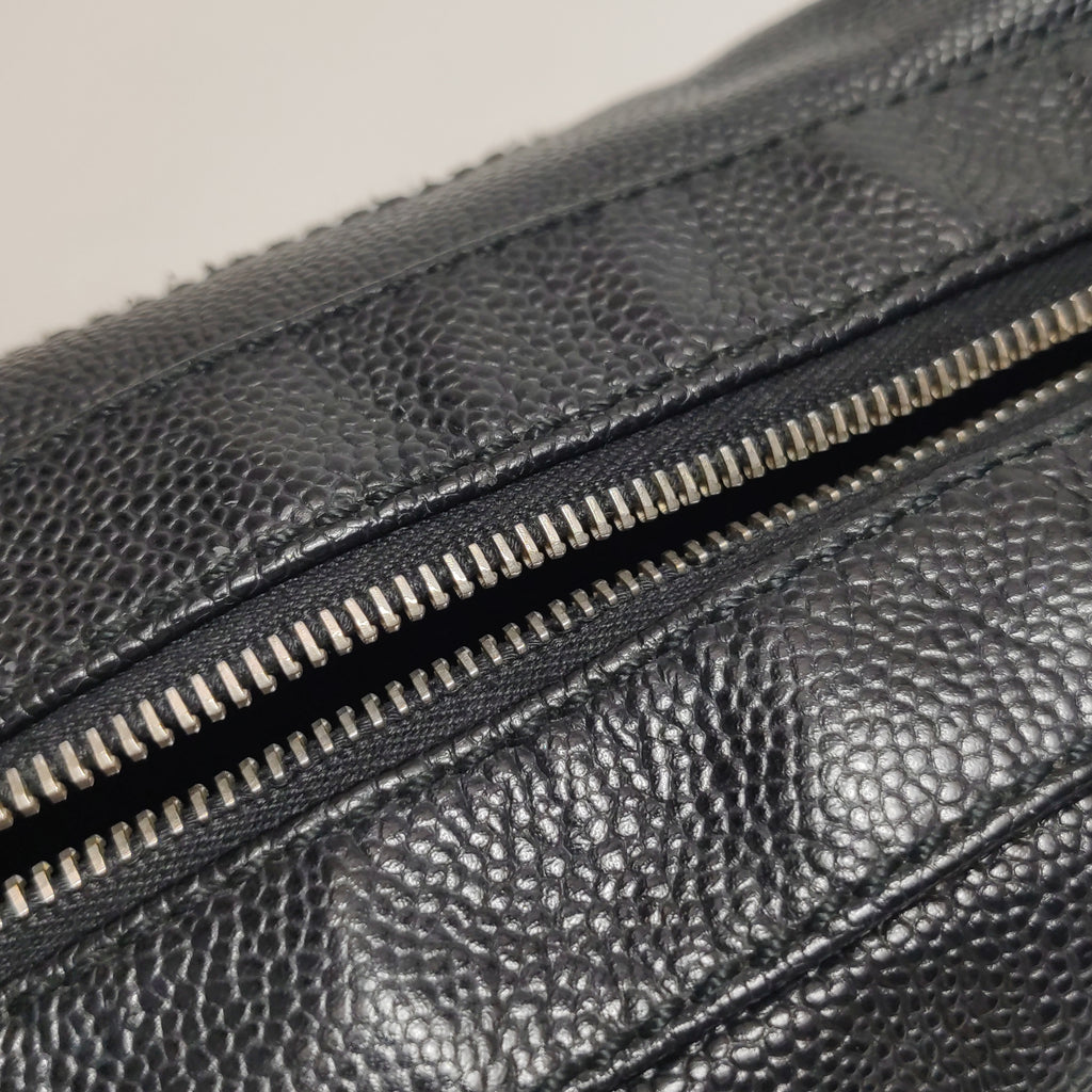 Chanel Wood Chain CC Hobo Black