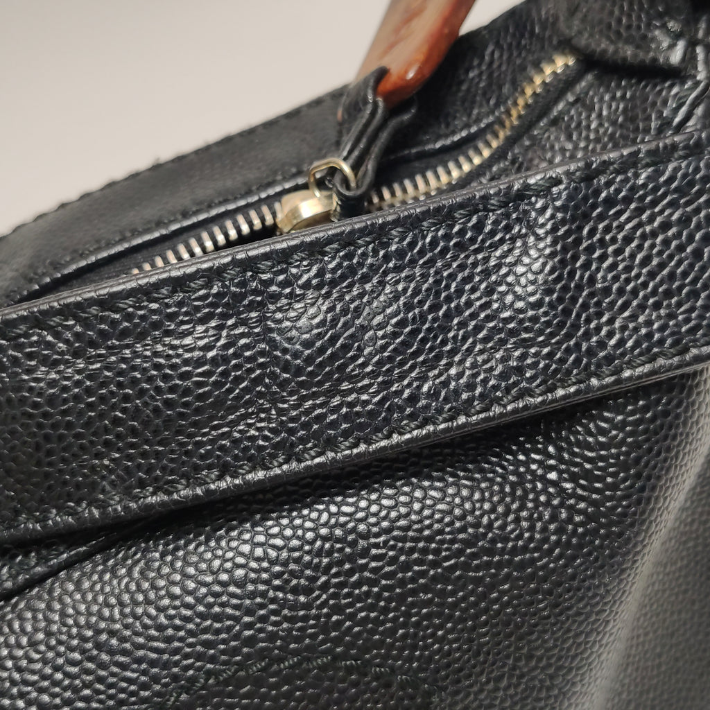 Chanel Wood Chain CC Hobo Black