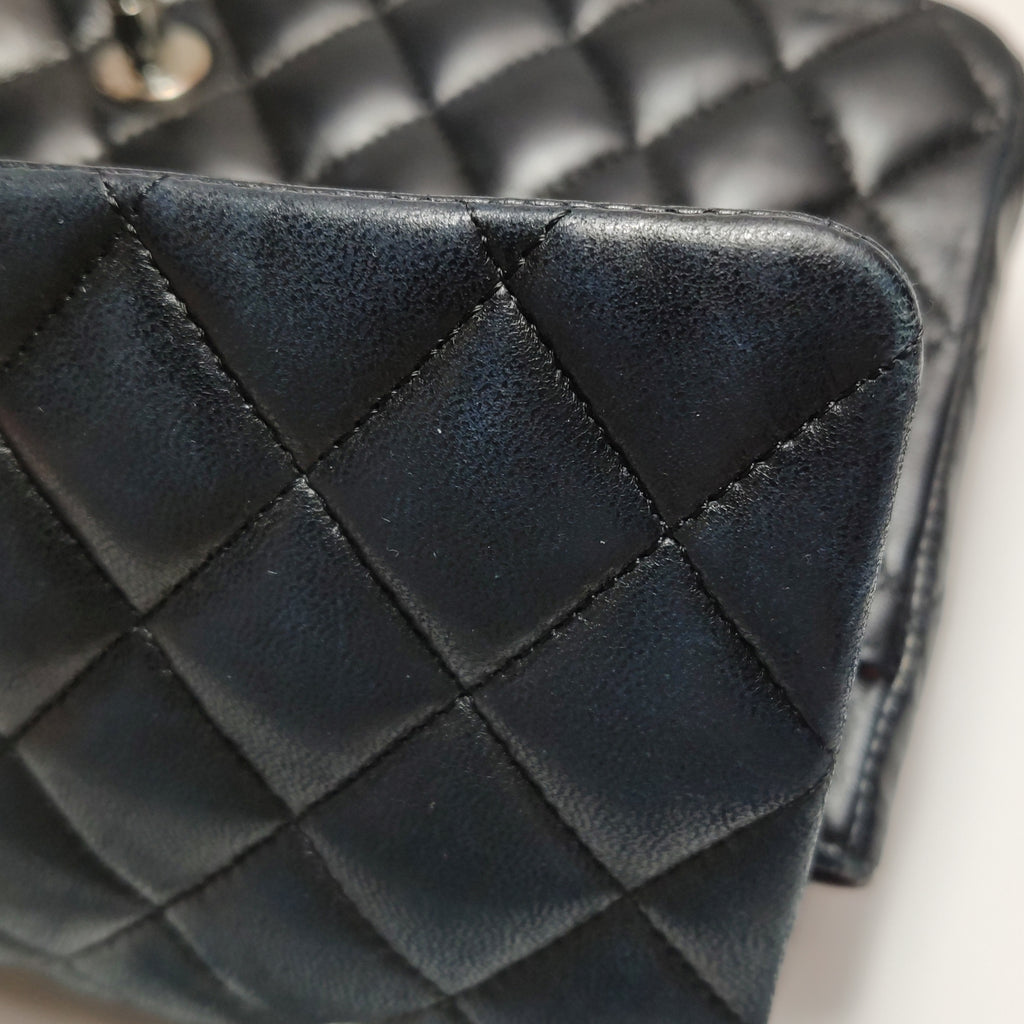 Chanel Classic Flap Medium Lambskin SHW