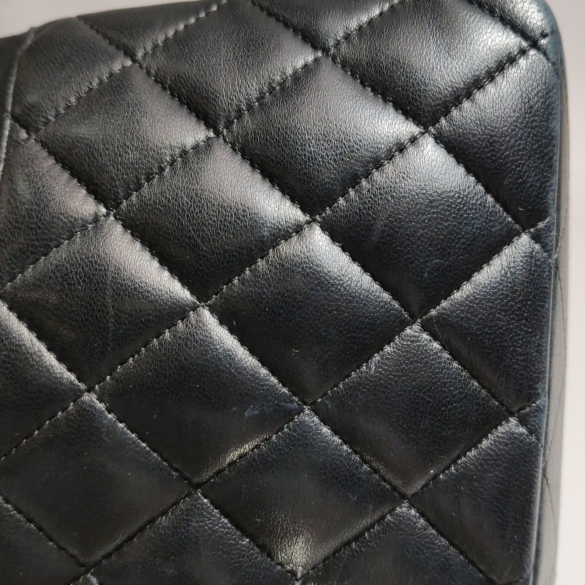 Chanel Classic Flap Medium Lambskin SHW