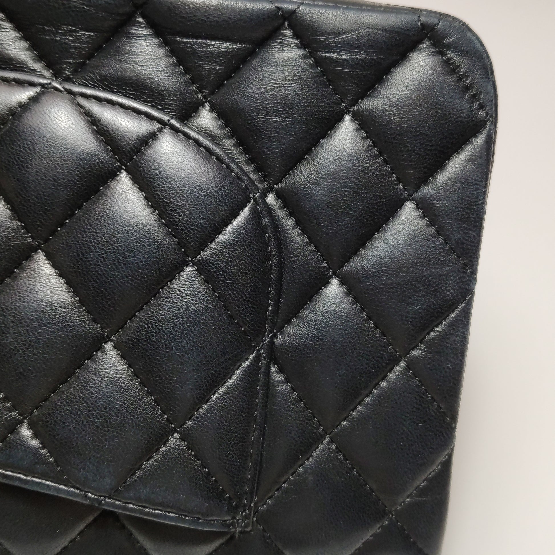 Chanel Classic Flap Medium Lambskin SHW