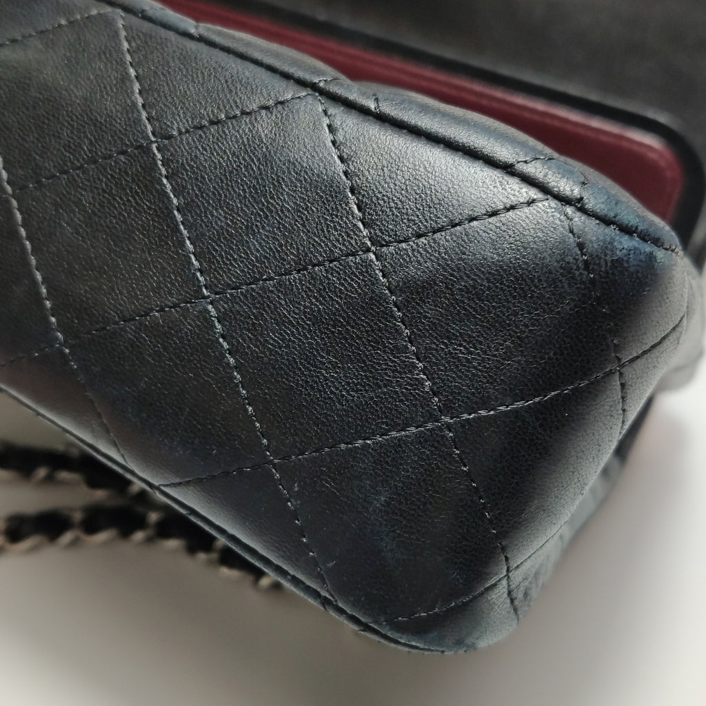 Chanel Classic Flap Medium Lambskin SHW
