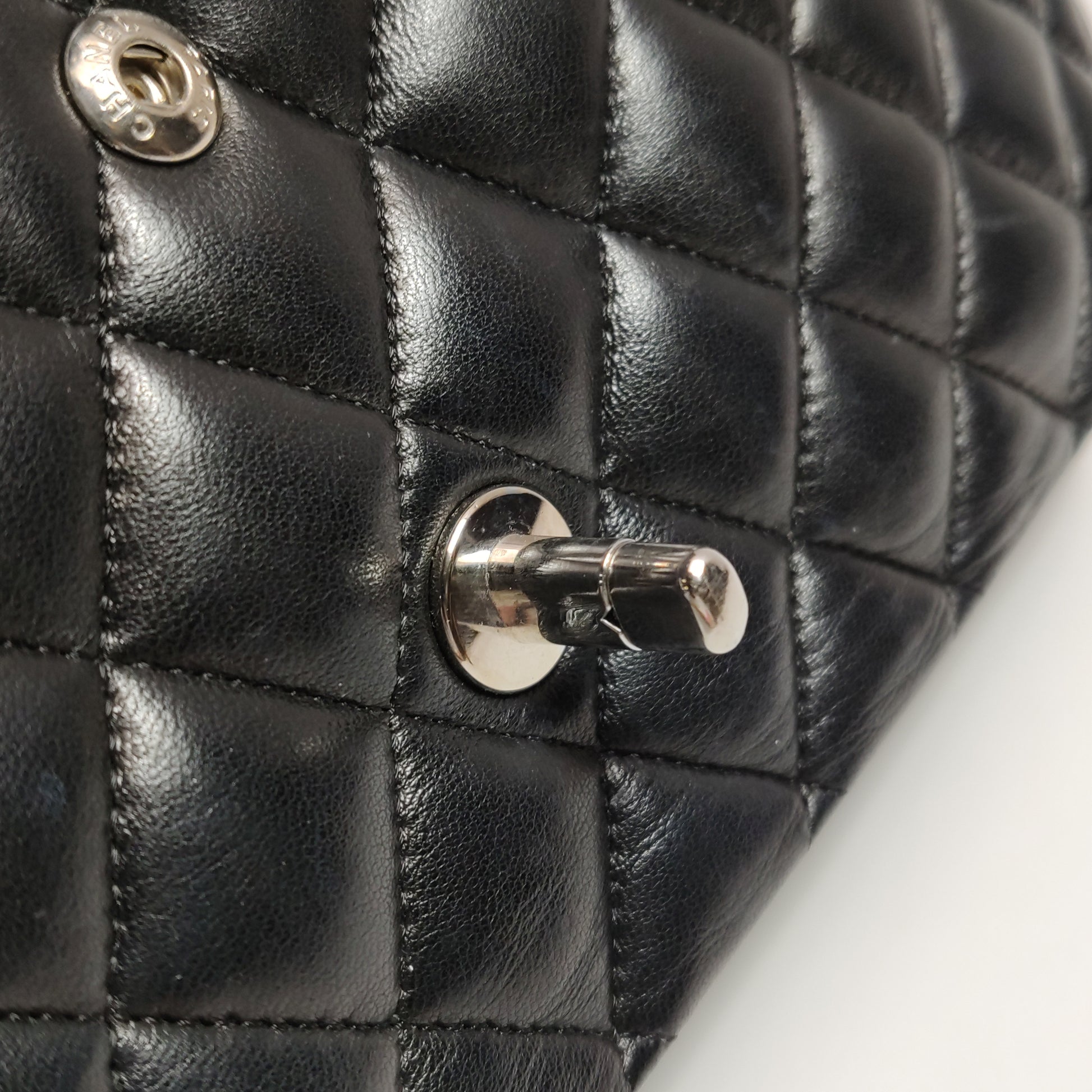 Chanel Classic Flap Medium Lambskin SHW