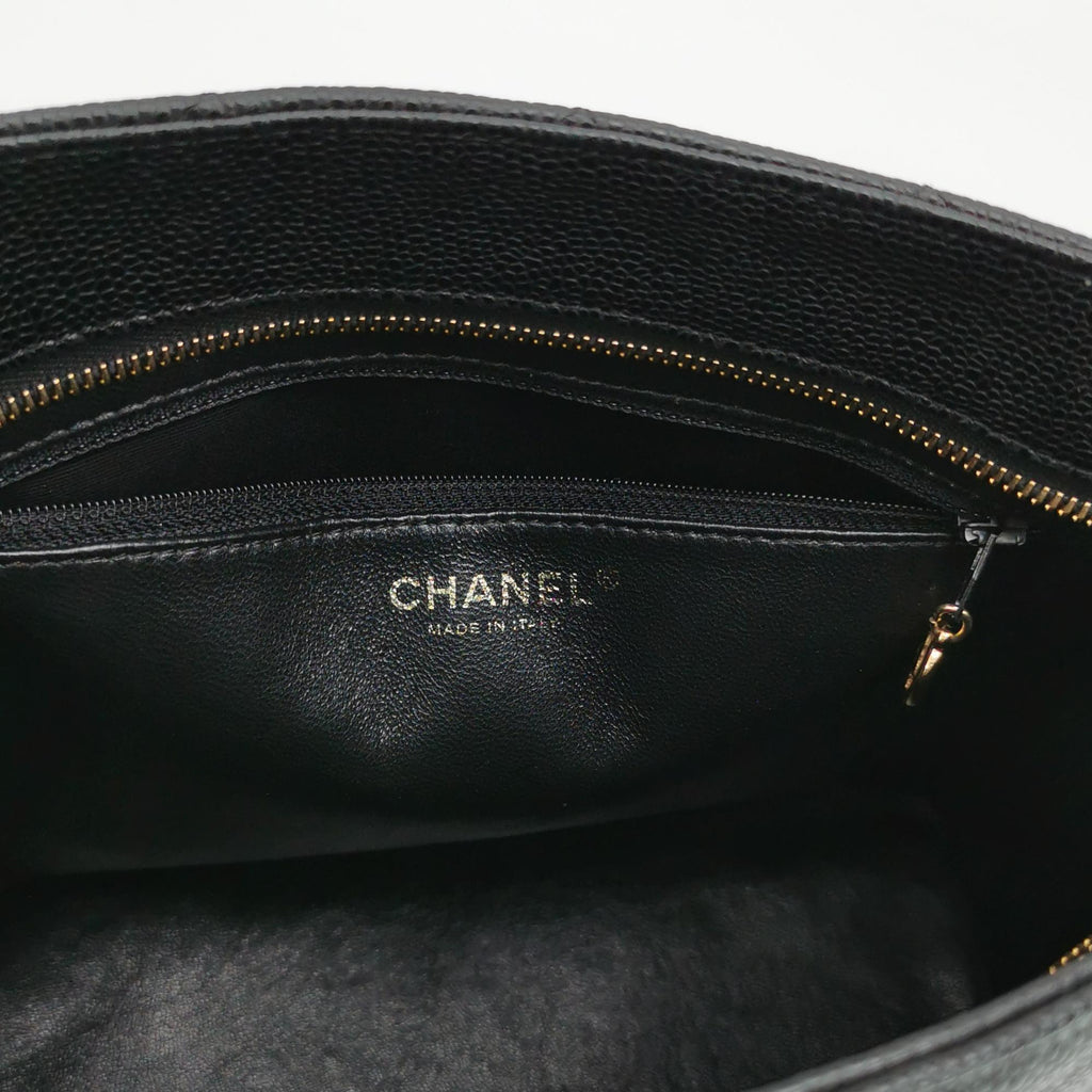 Chanel Medallion Caviar Shoulder Bag Black
