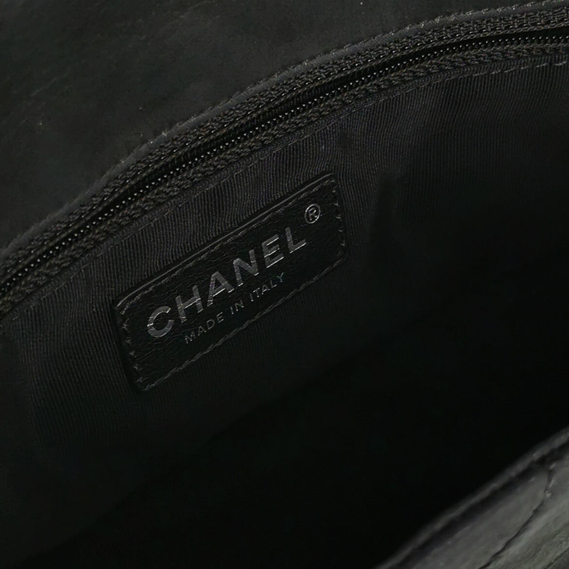 Chanel Chic Quilt Flap Dark Gray