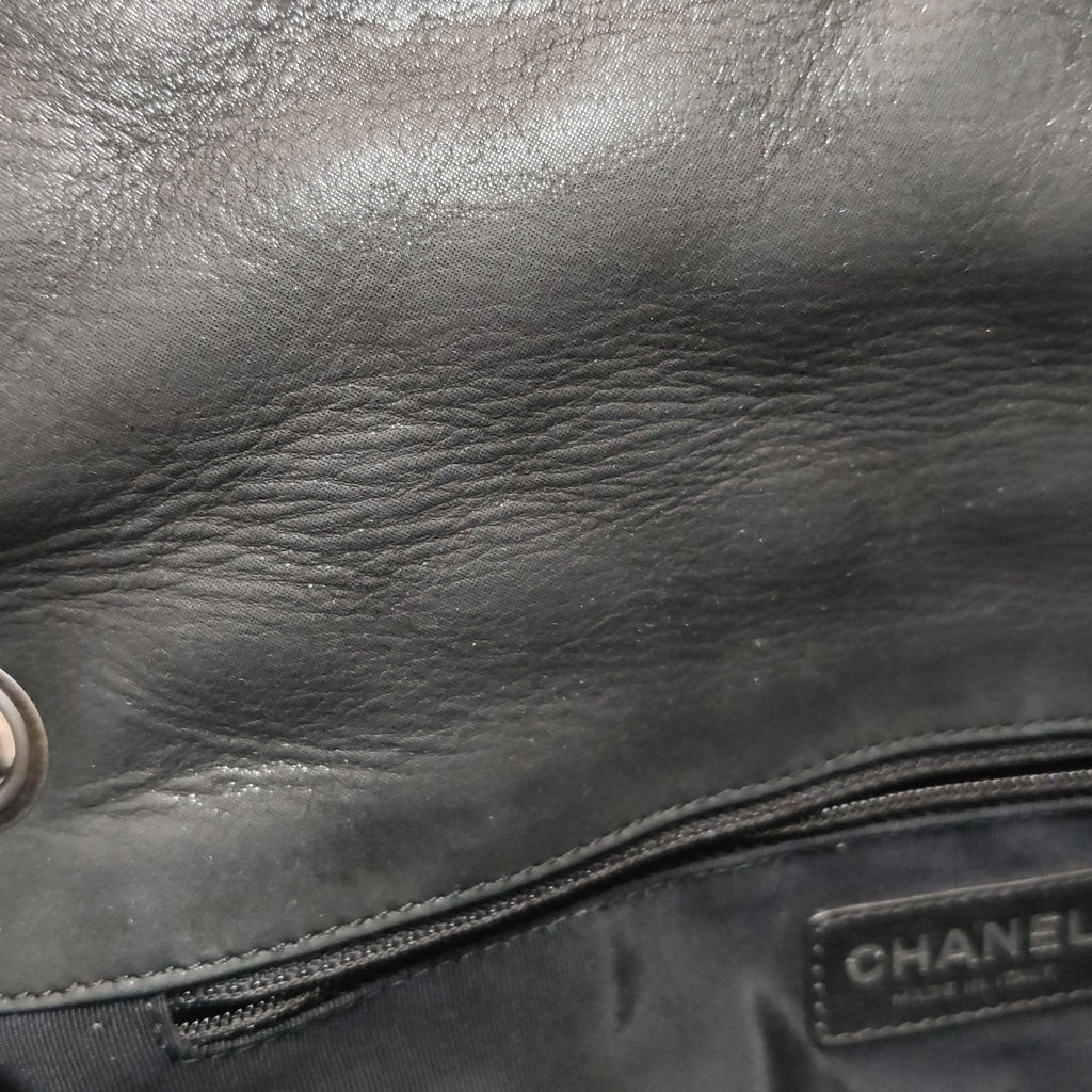 Chanel Chic Quilt Flap Dark Gray
