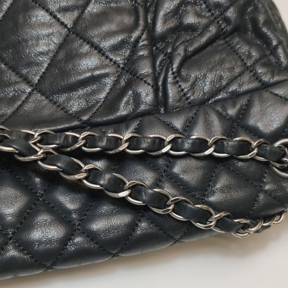 Chanel Chic Quilt Flap Dark Gray