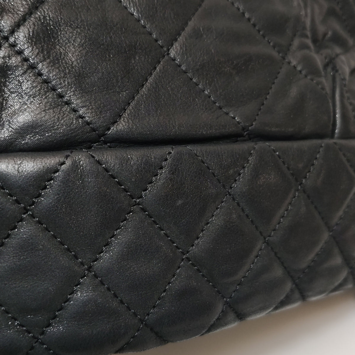 Chanel Chic Quilt Flap Dark Gray