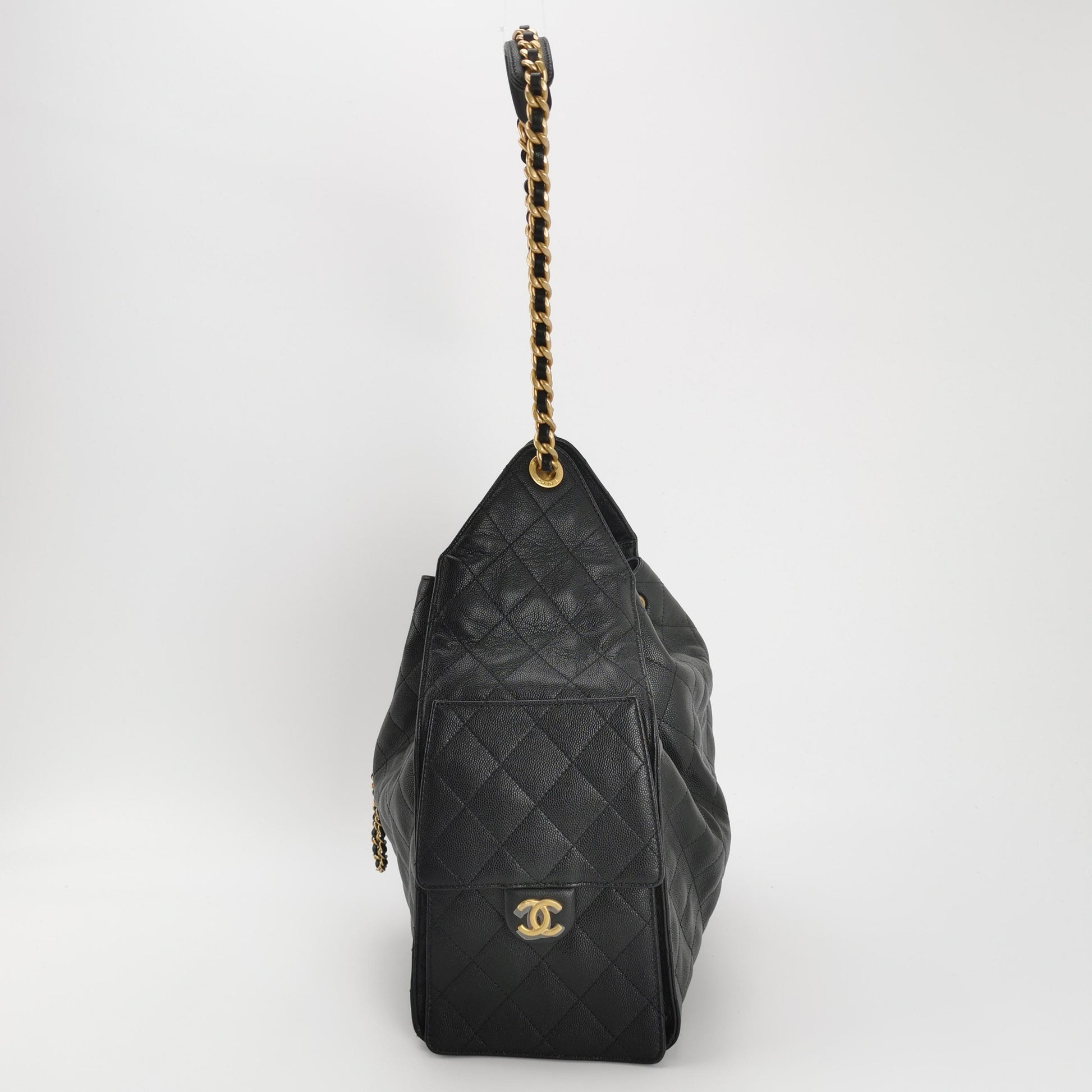 Chanel 25 Bag Medium Quilted Caviar