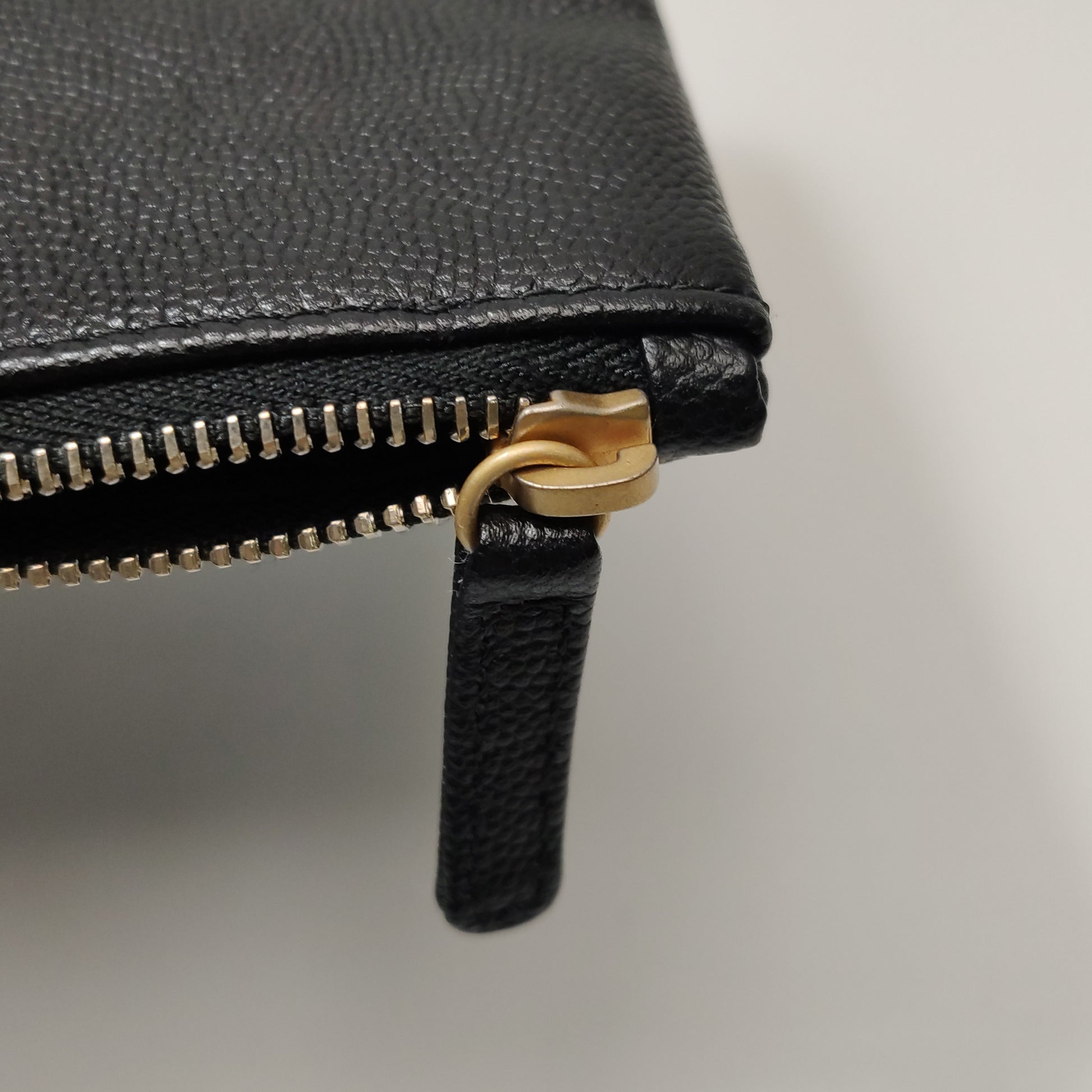 Chanel 25 Bag Medium Quilted Caviar