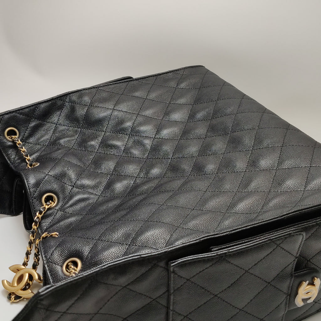 Chanel 25 Bag Medium Quilted Caviar
