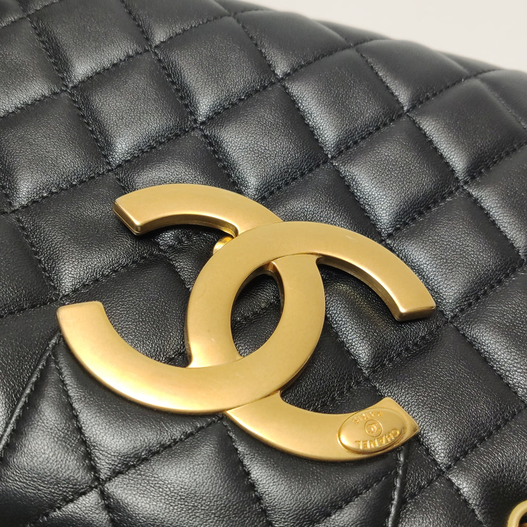 Chanel Lambskin Quilted Giant CC Shoulder Bag Black