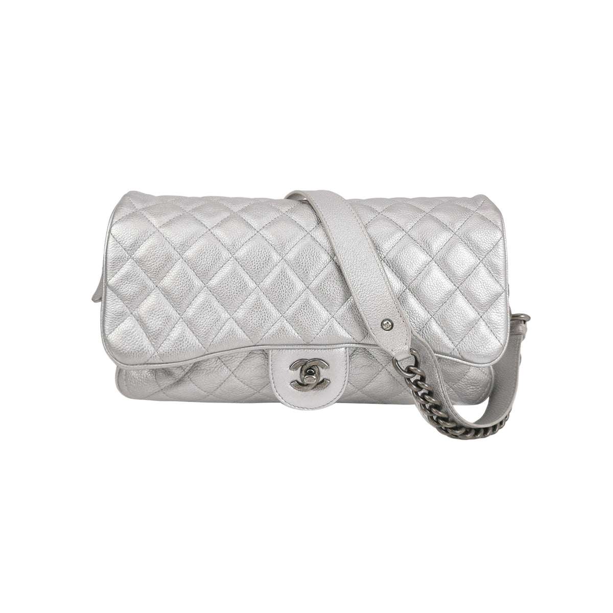 Chanel Quilted Small Chain Detail Flap Metallic Calfskin Silver