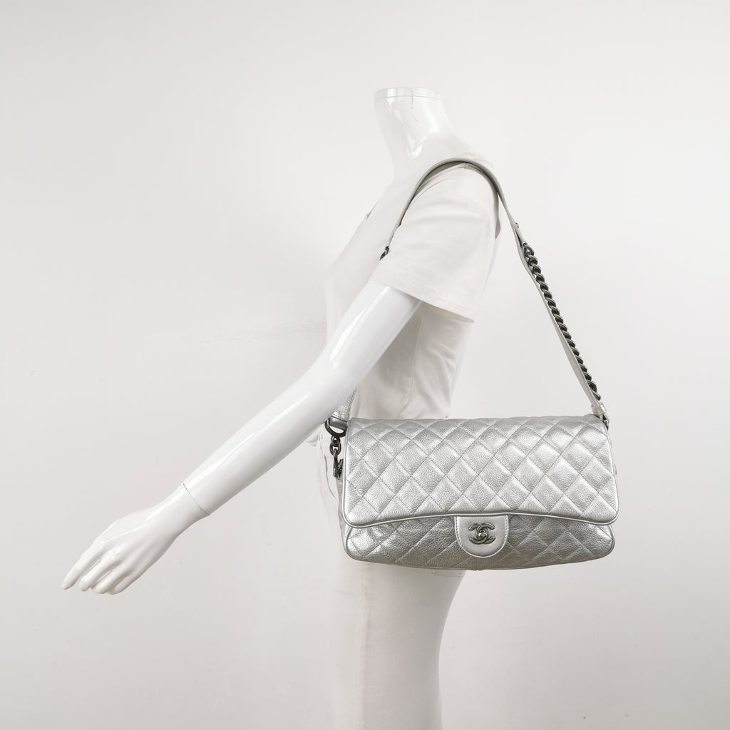 Chanel Quilted Small Chain Detail Flap Metallic Calfskin Silver