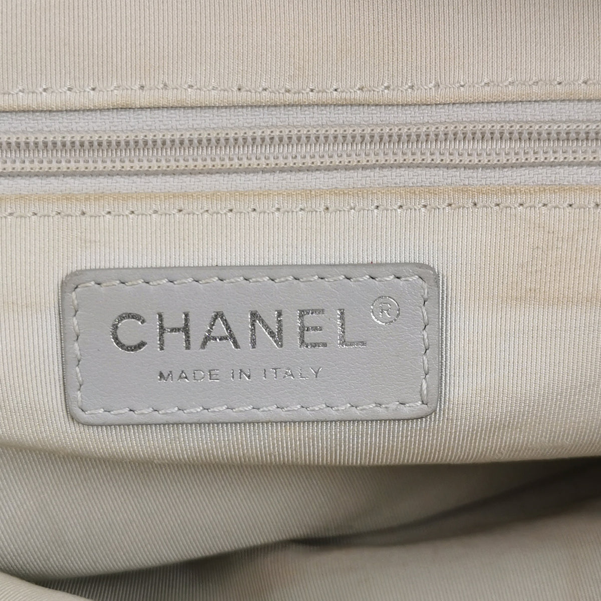 Chanel Quilted Small Chain Detail Flap Metallic Calfskin Silver