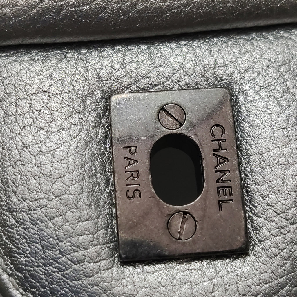 Chanel Quilted Small Chain Detail Flap Metallic Calfskin Silver