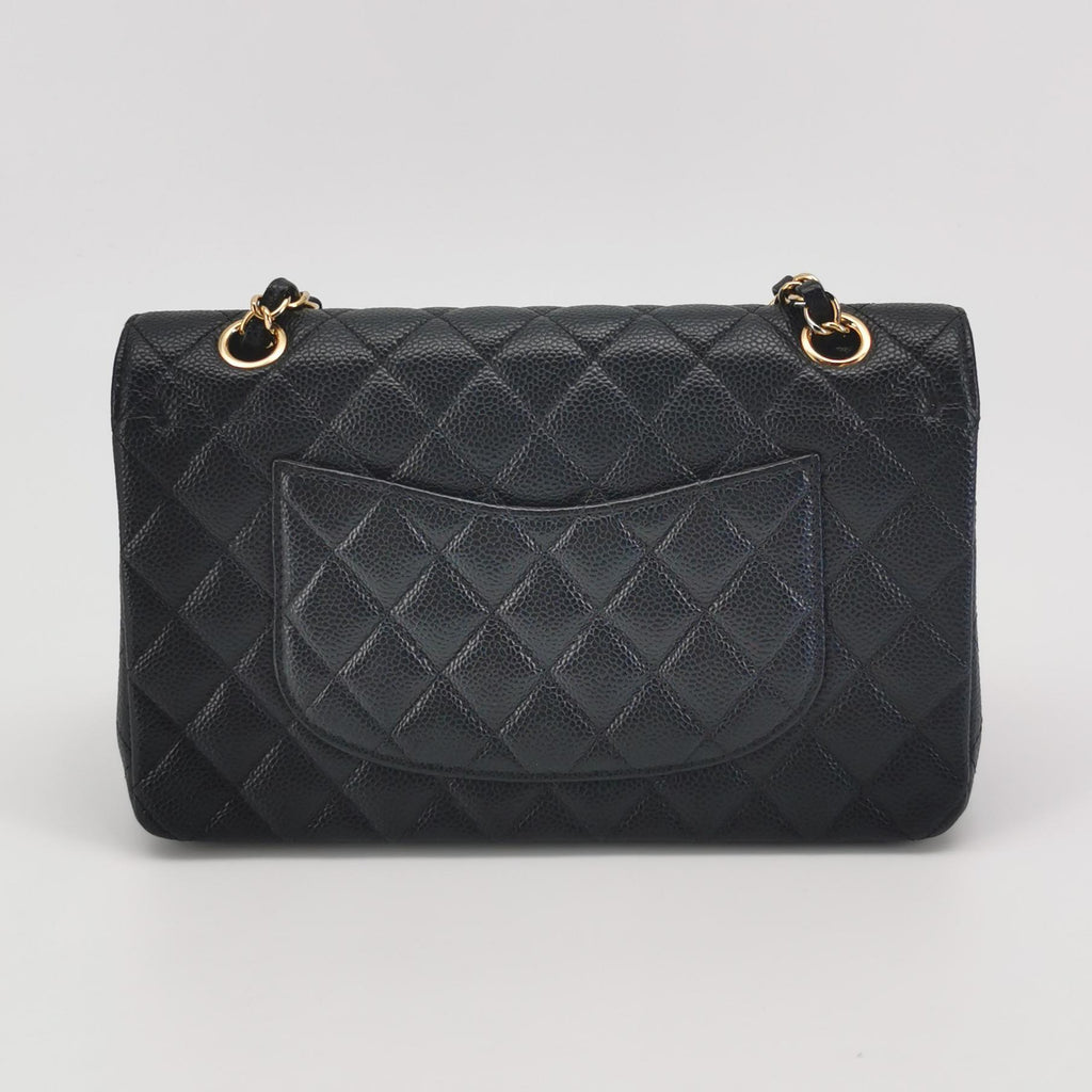 Chanel Classic Double Flap Medium Caviar GHW