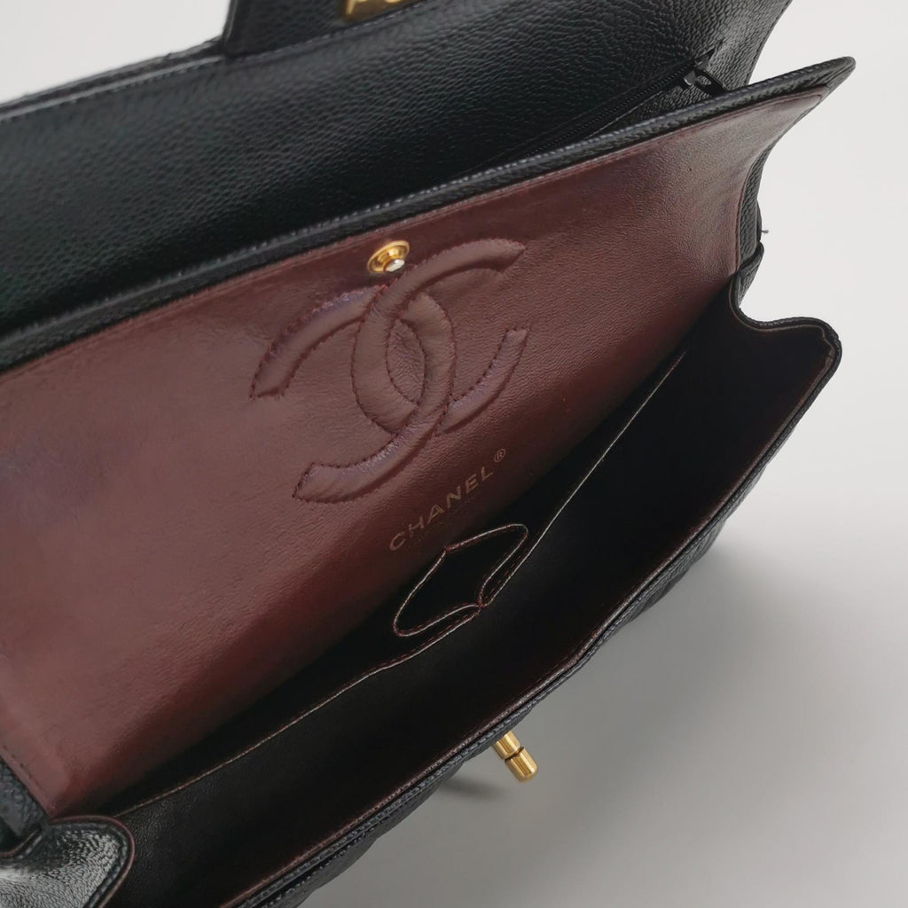 Chanel Classic Double Flap Medium Caviar GHW